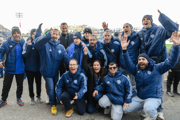 Favorire l’inclusione attraverso lo sport: Como 1907 e LINKS insieme con il motto “il calcio è di tutti”